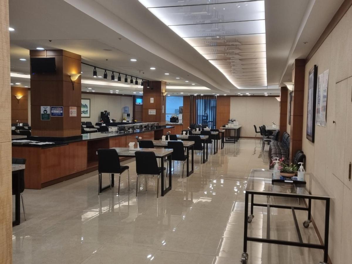 Ramada By Wyndham Suanbo Hotel Chungju Exterior photo