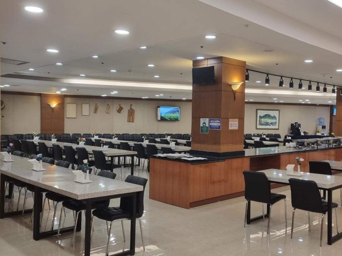 Ramada By Wyndham Suanbo Hotel Chungju Exterior photo