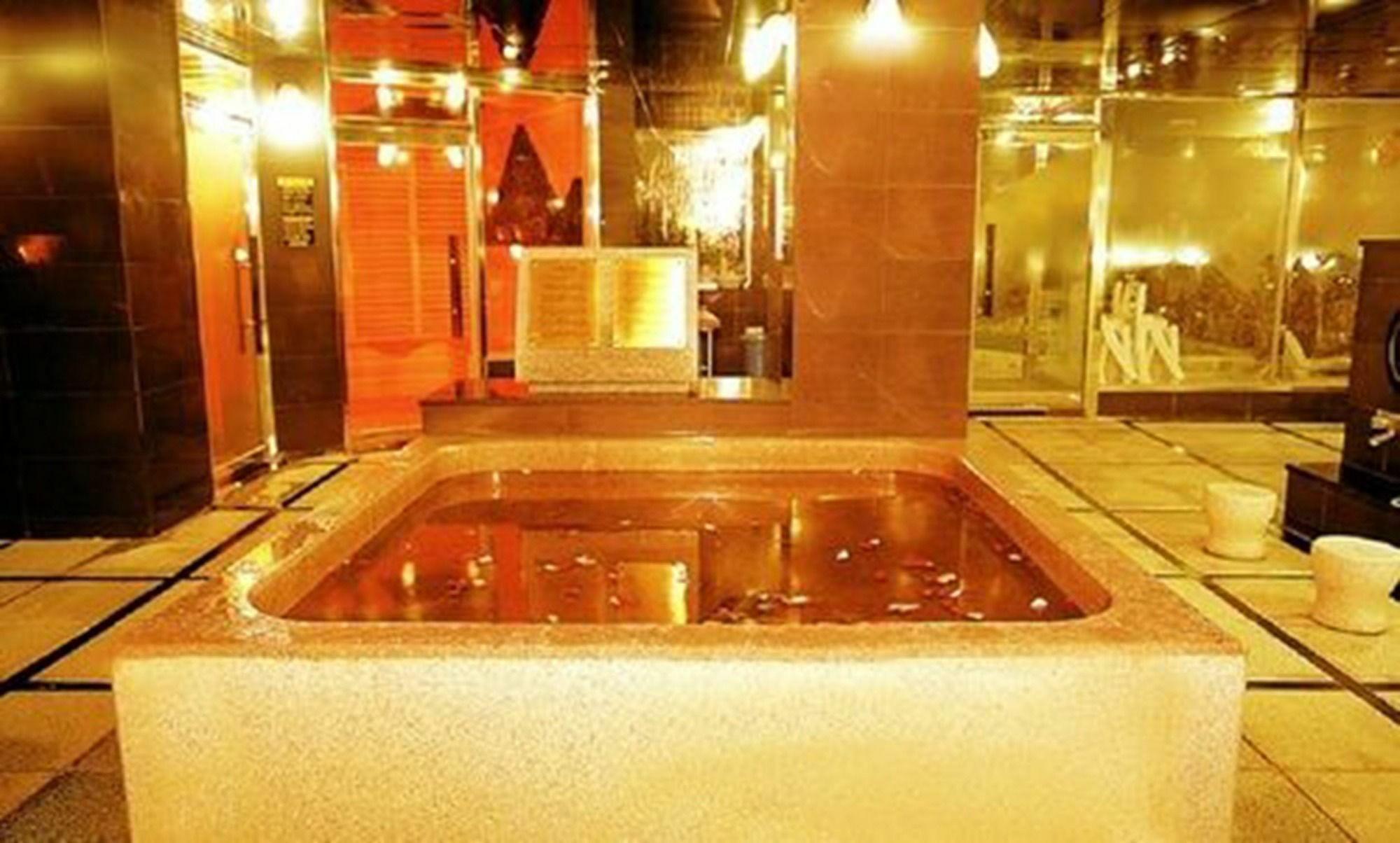 Ramada By Wyndham Suanbo Hotel Chungju Exterior photo